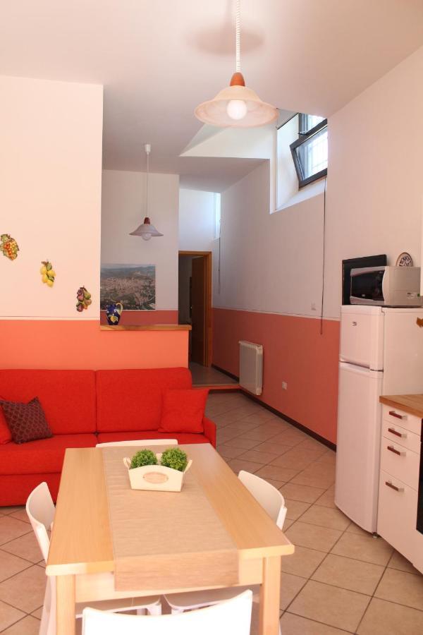 Il Turrione Apartment Assisi Luaran gambar