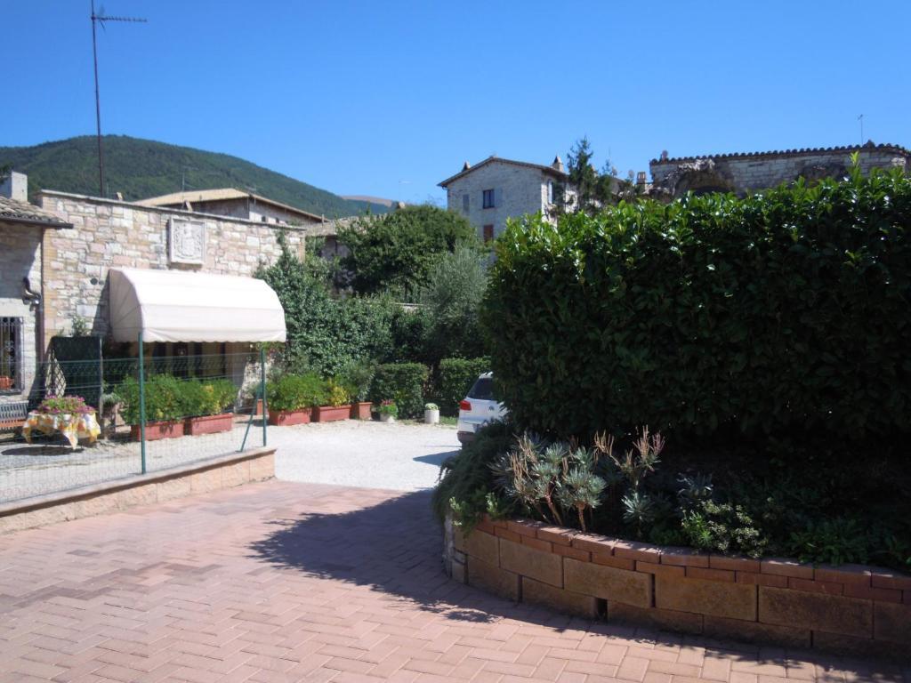 Il Turrione Apartment Assisi Luaran gambar